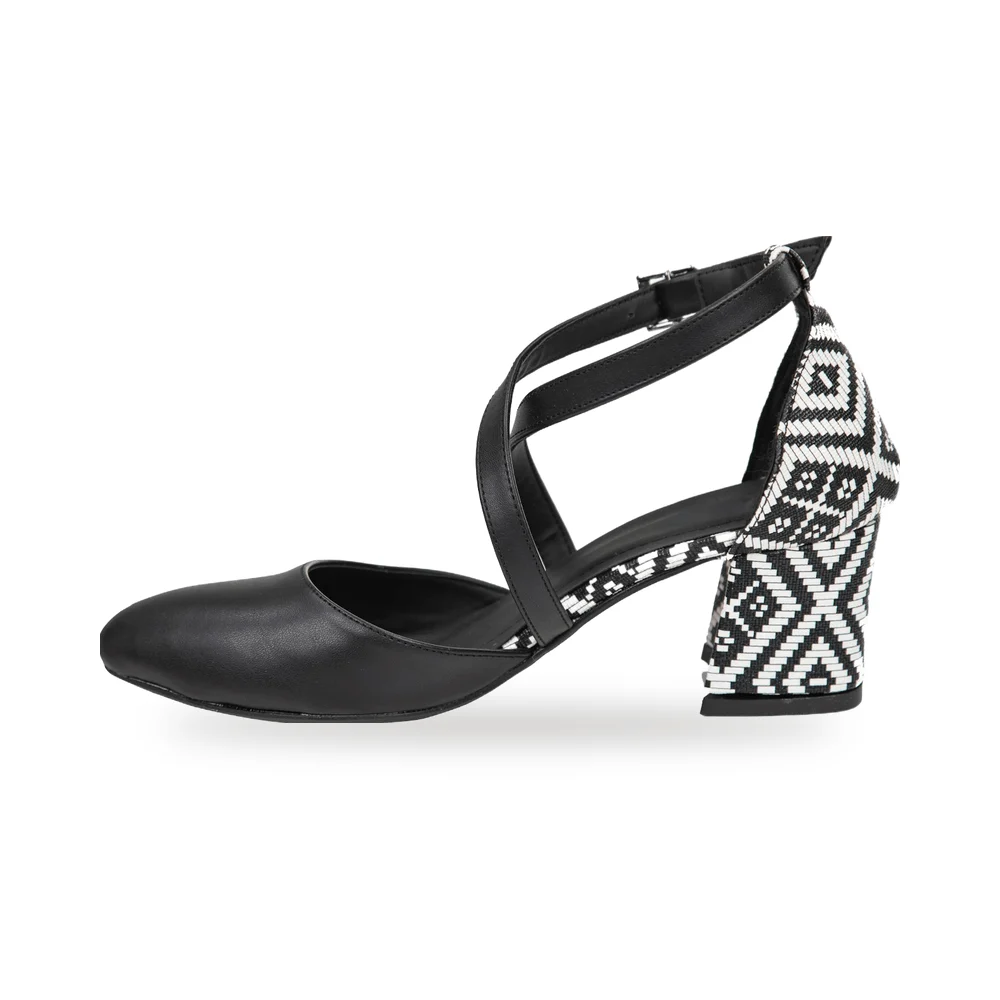 Scarpin de couro salto bloco 6 cm